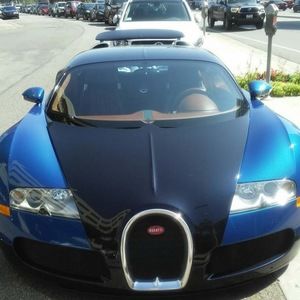 Meet your Posher, Tyona